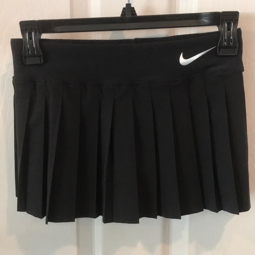 FREE SHIPPING!Children’s Nike victory tennis Skort